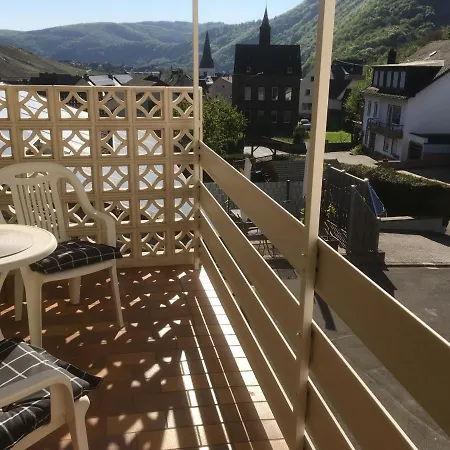 Weinhaus Lenartz-bleser Apartment *