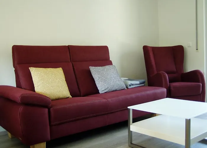 Weinhaus Lenartz-bleser *