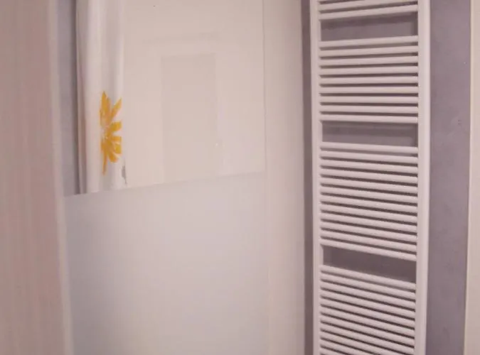 Weinhaus Lenartz-bleser Briedern